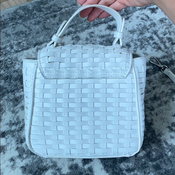 Zara White Woven Faux Leather Purse - Picture 4 of 8